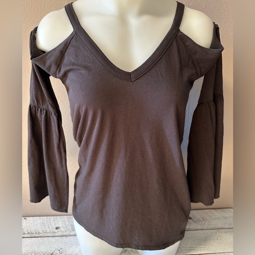 Chaser Cold Shoulder High-Low Bell Sleeve Top - NWT